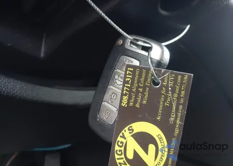 2011 Hyundai Sonata Limited z USA, uszkodzony, nr VIN 5NPEC4AC4BH235603